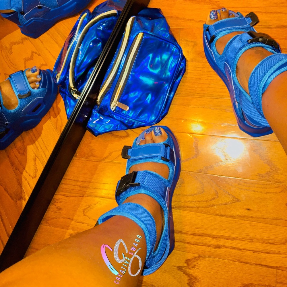 Platform sandals